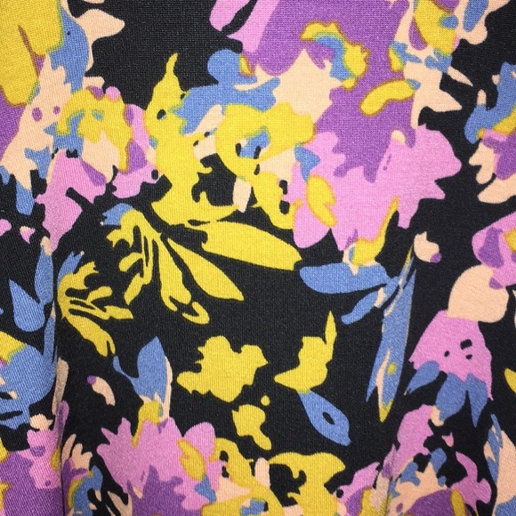 Perfect T - Picture 2 of 4